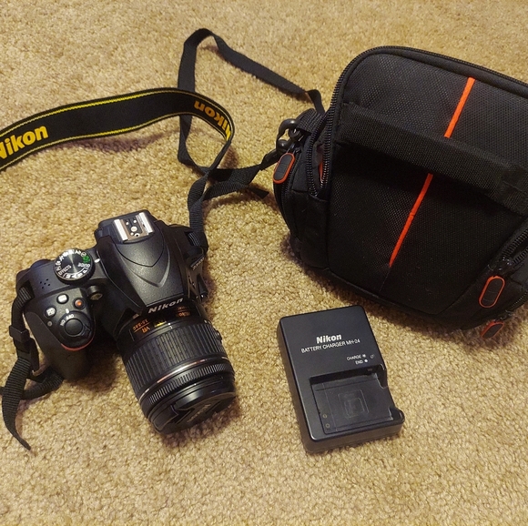 Nikon D3400 24 MP DSLR
